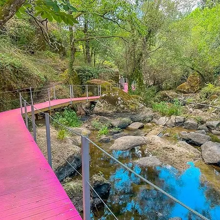 Casa Trilho The Gaios Bed & Breakfast